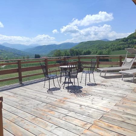 B&B Max & Lory Neviano degli Arduini Ngoại thất bức ảnh